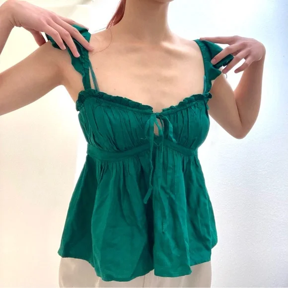 NWT Urban outfitters green cami - Picture 2 of 8